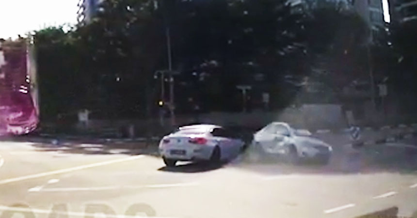 Nadie sabe de dónde salió: el enigma del auto fantasma que causa un ...